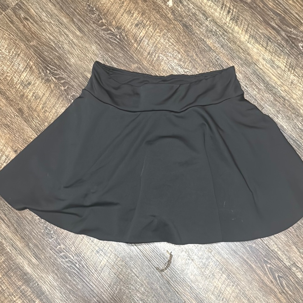 SHEIN Black Asymmetrical Skater Mini Skirt